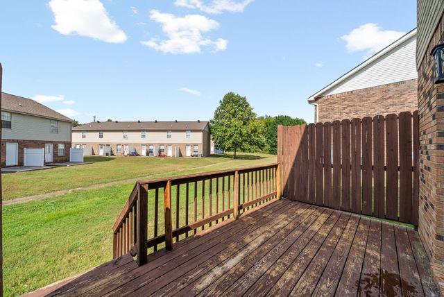 289 Raleigh Dr Apt D, Clarksville, TN 37043