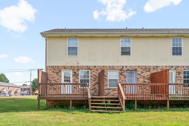 289 Raleigh Dr Apt D, Clarksville, TN 37043