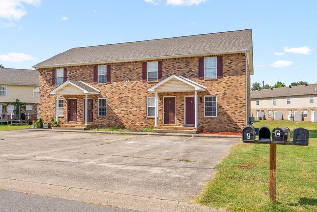289 Raleigh Dr Apt D, Clarksville, TN 37043
