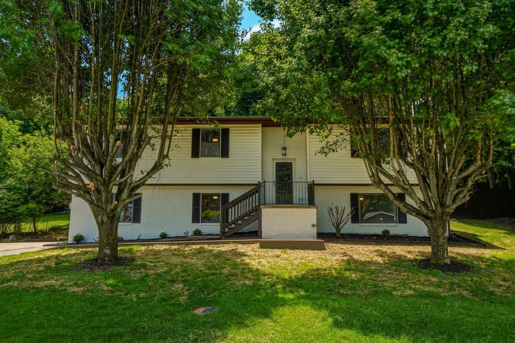 1804 Coffman Street, Barboursville, WV 25504