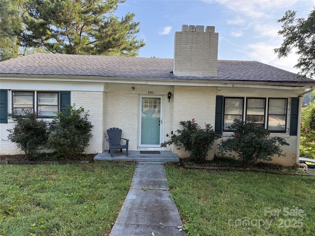 840 W Garrison Boulevard, Gastonia, NC 28052