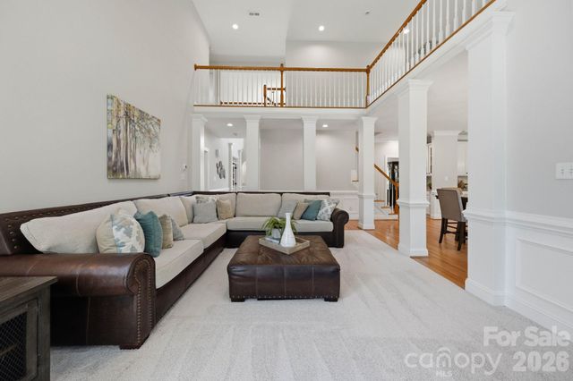 8901 Whipps Cross Court, Waxhaw, NC 28173
