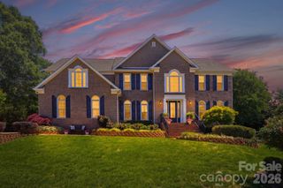 8901 Whipps Cross Court, Waxhaw, NC 28173