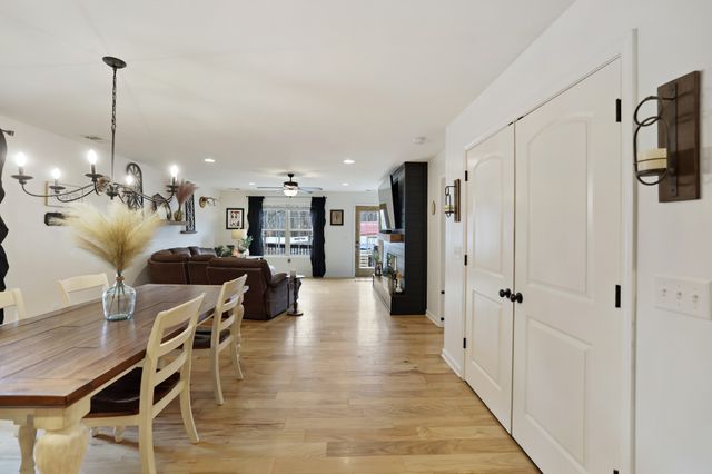 505 Cardinal Cir, Westmoreland, TN 37186