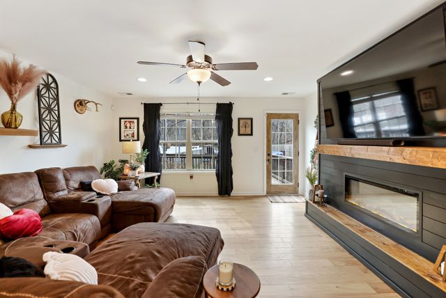 505 Cardinal Cir, Westmoreland, TN 37186