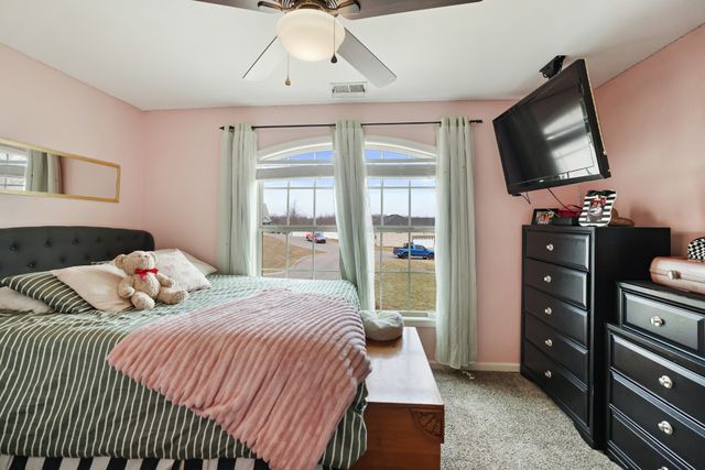 505 Cardinal Cir, Westmoreland, TN 37186