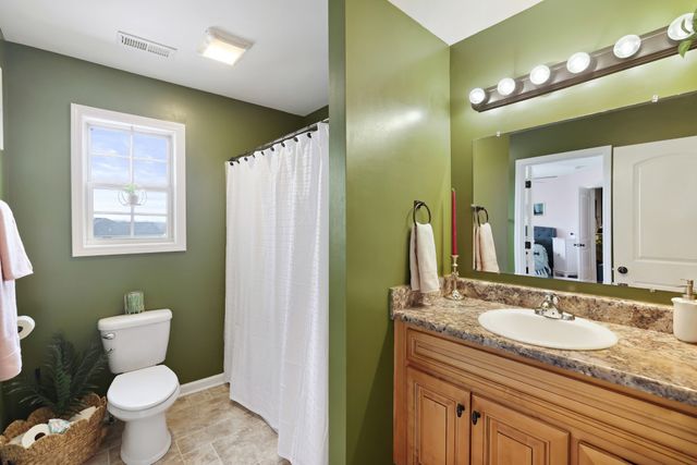 505 Cardinal Cir, Westmoreland, TN 37186