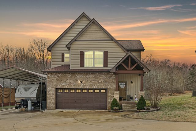 505 Cardinal Cir, Westmoreland, TN 37186