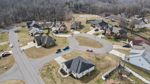 505 Cardinal Cir, Westmoreland, TN 37186