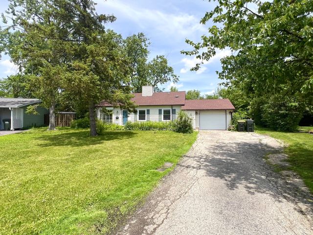329 Cherry Court, Glenview, IL 60025