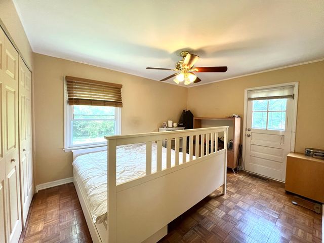 329 Cherry Court, Glenview, IL 60025