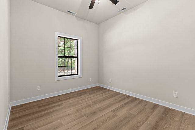 4021 E Porter Street, Demotte, IN 46310
