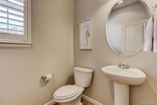 521 E Hinsdale Avenue, Littleton, CO 80122