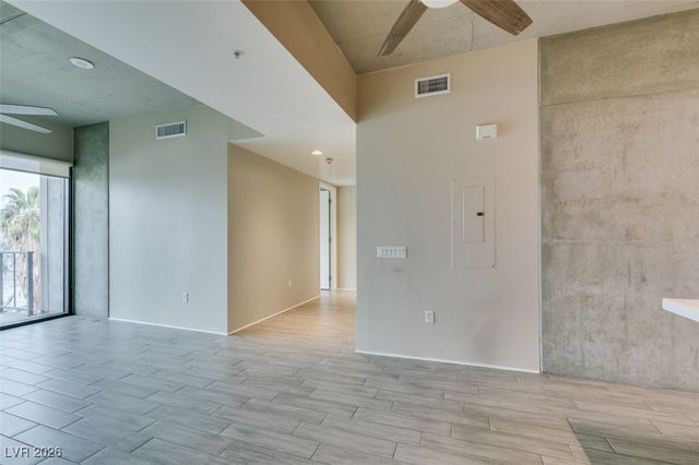 353 East Bonneville Avenue 521, Las Vegas, NV 89101