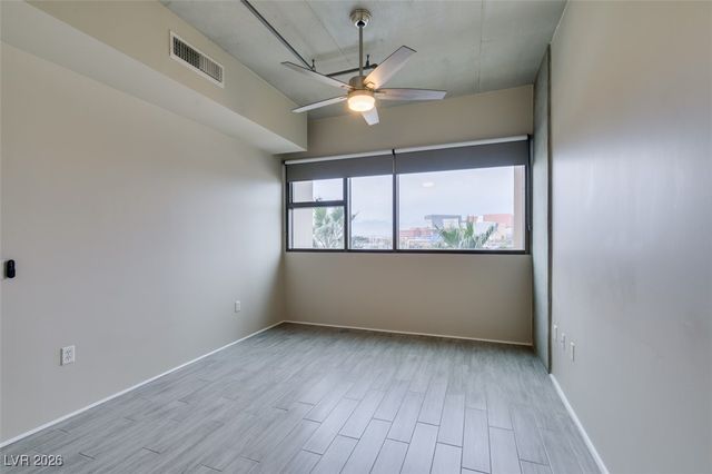 353 East Bonneville Avenue 521, Las Vegas, NV 89101