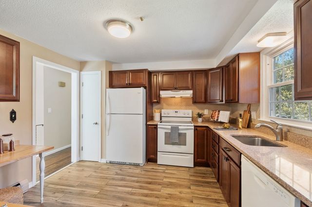 3 Woodridge Rd, Milford, MA 01757