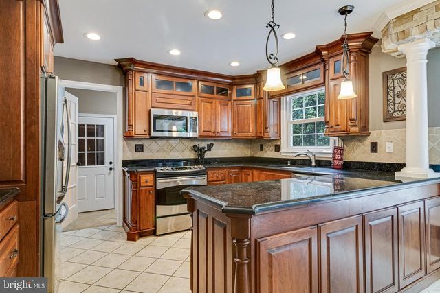 9620 TERRI DR, La Plata, MD 20646