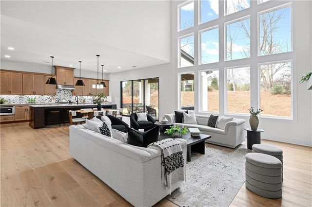 7440 Trotting Trail, Cumming, GA 30040