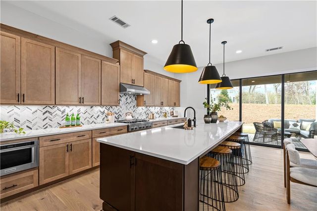 7440 Trotting Trail, Cumming, GA 30040