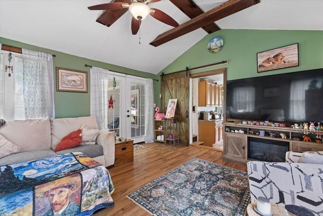 13 Tanner Road, Webster, MA 01570