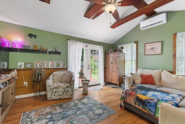 13 Tanner Road, Webster, MA 01570