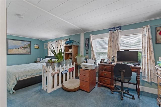 13 Tanner Road, Webster, MA 01570