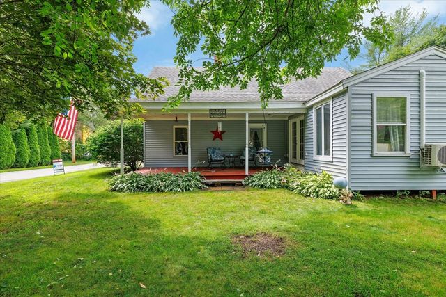 13 Tanner Road, Webster, MA 01570