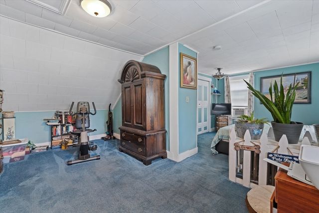 13 Tanner Road, Webster, MA 01570