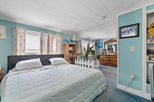 13 Tanner Road, Webster, MA 01570