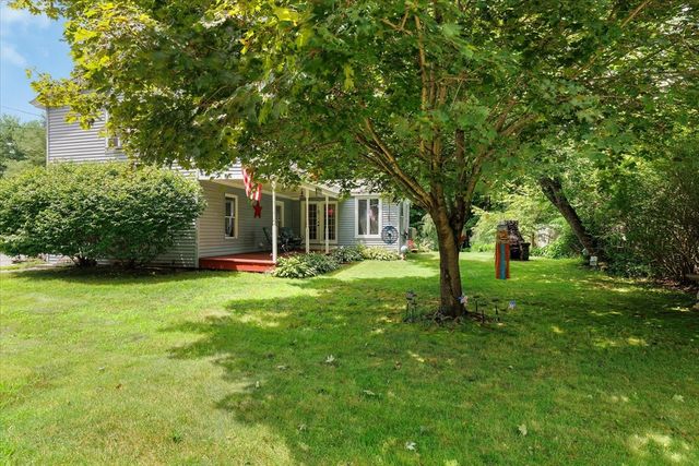 13 Tanner Road, Webster, MA 01570