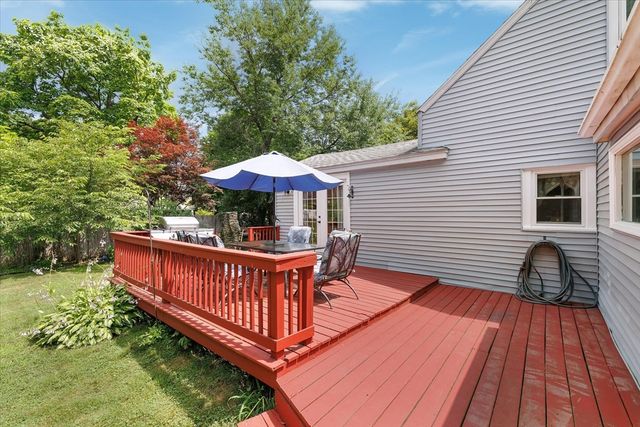 13 Tanner Road, Webster, MA 01570