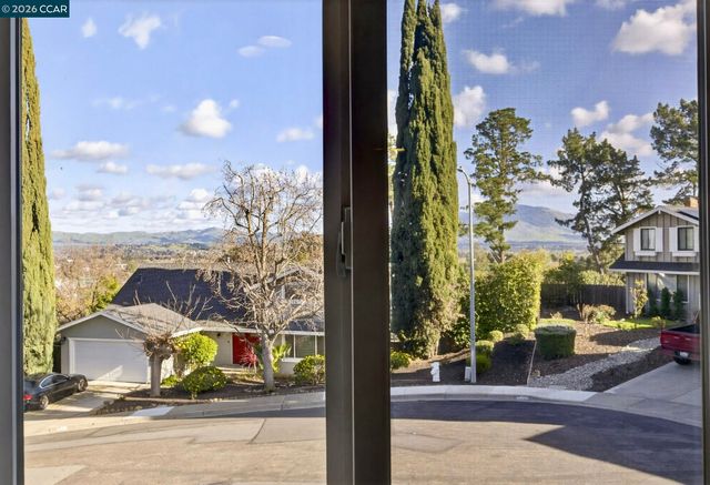 616 Aleta Pl, Pleasant Hill, CA 94523