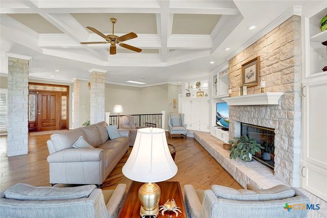 2406 Connie Drive, Canyon Lake, TX 78133