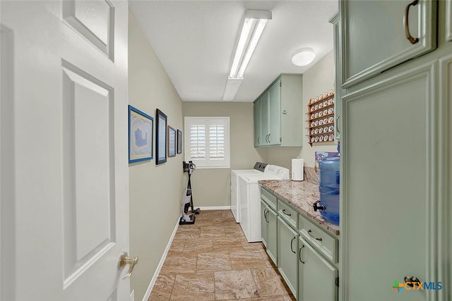 2406 Connie Drive, Canyon Lake, TX 78133
