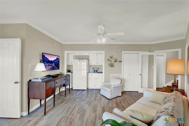 2406 Connie Drive, Canyon Lake, TX 78133