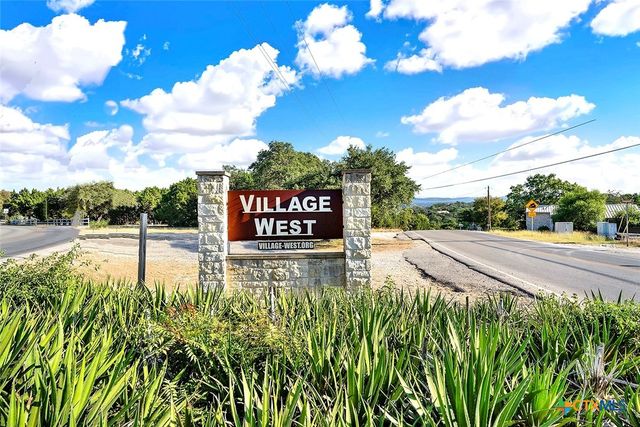 2406 Connie Drive, Canyon Lake, TX 78133
