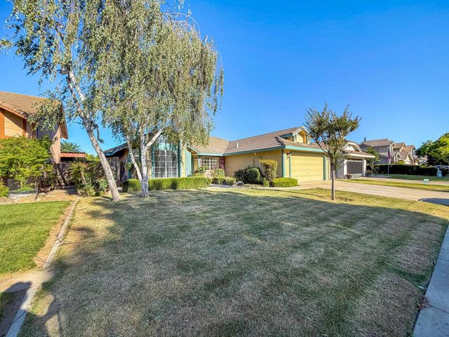 4141 Summerfield Dr, Turlock, CA 95382