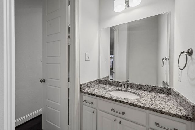 4925 Mckinney Hollow Drive, Mckinney, TX 75070