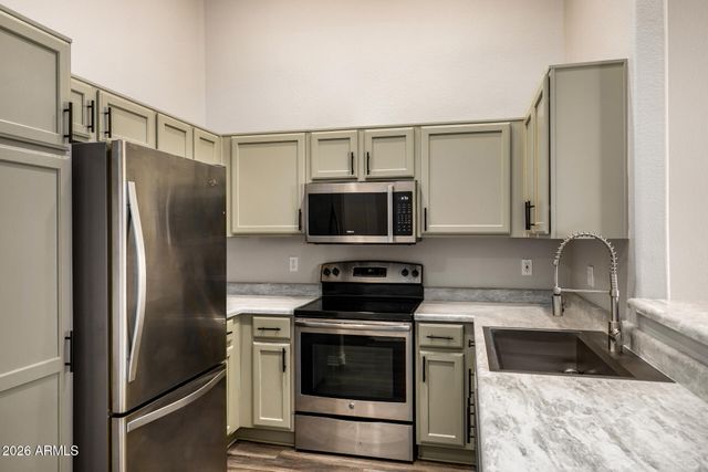 1406 W EMERALD Avenue 112, Mesa, AZ 85202