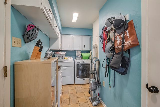 846 Creekridge Drive, Dallas, TX 75218