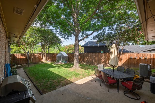 846 Creekridge Drive, Dallas, TX 75218