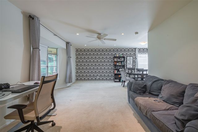 846 Creekridge Drive, Dallas, TX 75218