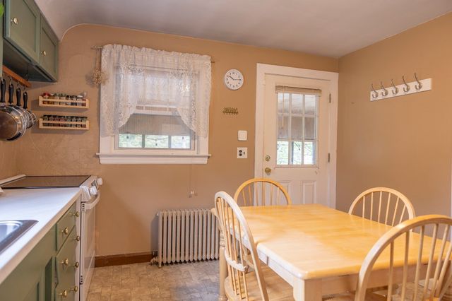 31 Archer St, Bellingham, MA 02019
