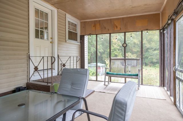 31 Archer St, Bellingham, MA 02019