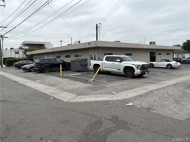 111 S Garfield Avenue, Montebello, CA 90640