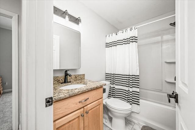 1036 Circle Dr, Jamestown, TN 38556