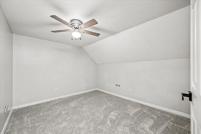 1036 Circle Dr, Jamestown, TN 38556