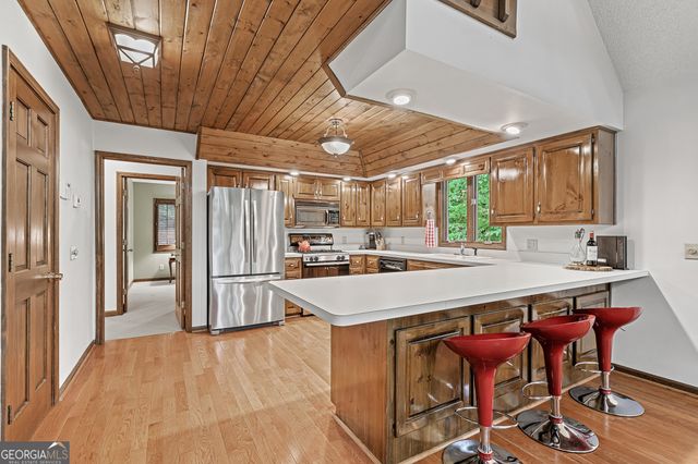 83 Hilltop Circle, Clarkesville, GA 30523