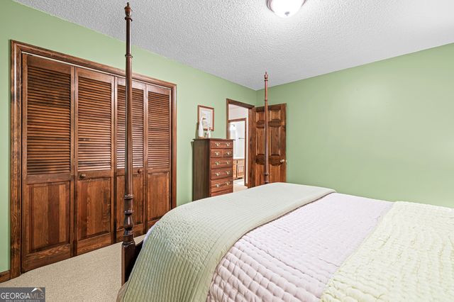 83 Hilltop Circle, Clarkesville, GA 30523