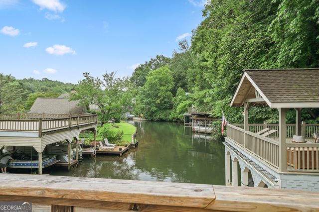 83 Hilltop Circle, Clarkesville, GA 30523